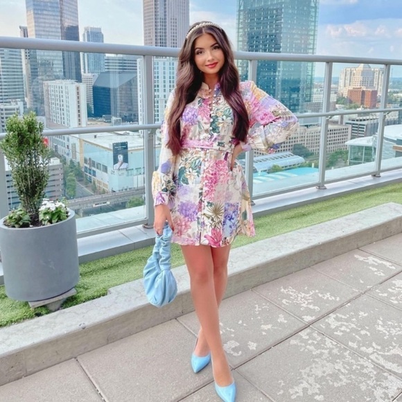 Bloggers favorite Zara tropical parrot dress women’s size Small  belted buttons - Picture 1 of 16